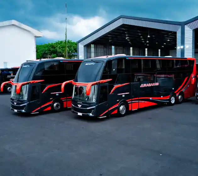 Foto - Double Decker Full Sleeper Juragan 99 Trans, Pertama Di Indonesia