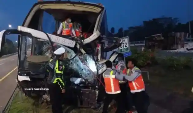 Foto - Ramp Check Terminal Lebak Bulus Sekalian Tes Urine Awak Bus