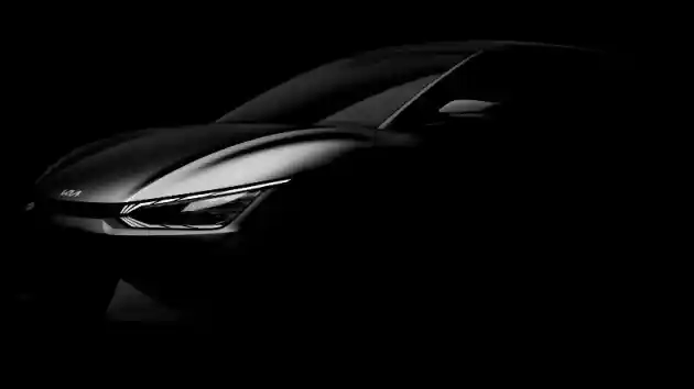 Foto - Kia Suguhkan Teaser Produk EV Pertamanya. Masih Hubungan Darah Yang Erat Dengan Hyundai Ioniq 5