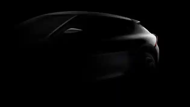 Foto - Kia Suguhkan Teaser Produk EV Pertamanya. Masih Hubungan Darah Yang Erat Dengan Hyundai Ioniq 5