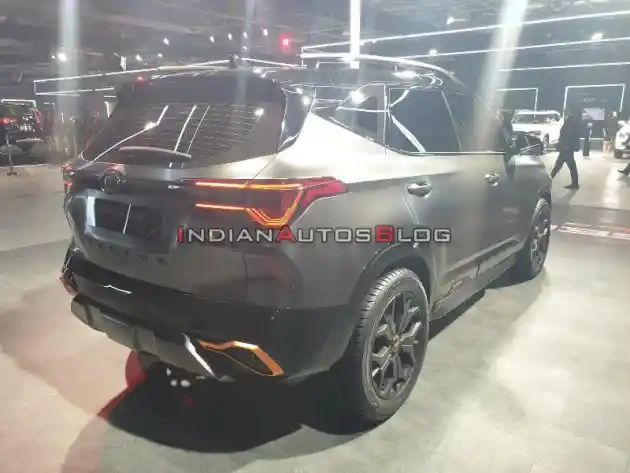 Foto - Kemunculan Kia Seltos X-Line di India