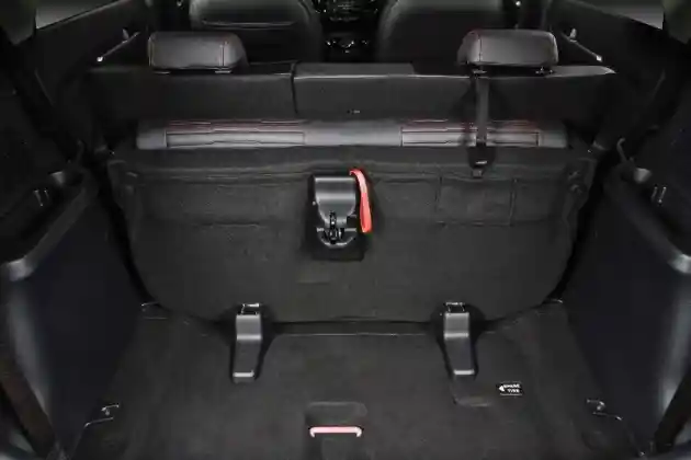 Foto - Ini Langkah Re-Engineering Kia Sonet Untuk Menjadi 7 Seater