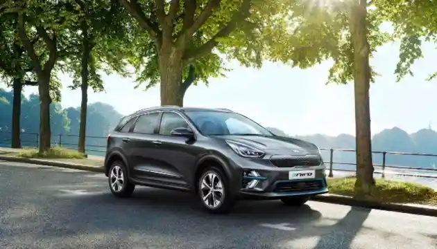 Foto - KIA Manfaatkan Paris Motor Show Untuk Kenalkan 5 Mobil Baru