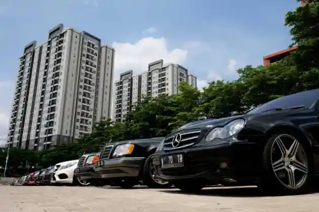 Foto - Mercedes-Benz Club Indonesia Berkumpul di Banten Sebelum Munas