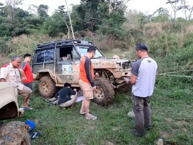 Foto - Komunitas Trooper Pilih Ketua Baru Sembari Off-road