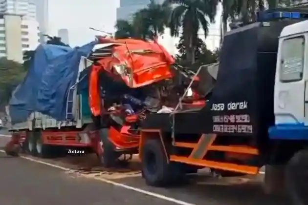 Foto - ‘Area Kematian’ Sebuah Truk Adalah Di Bagian Belakangnya (1)