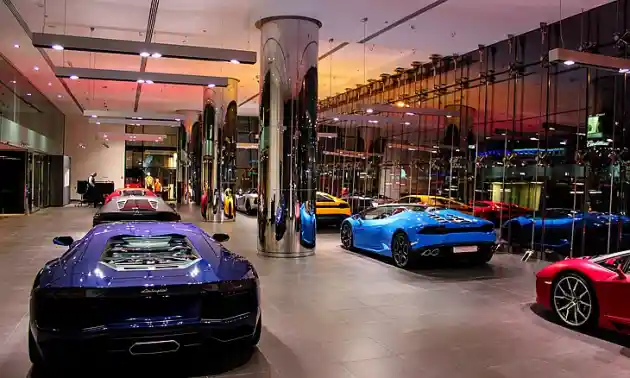 Foto - Dubai Jadi Dealer Lamborghini Terbesar di Dunia