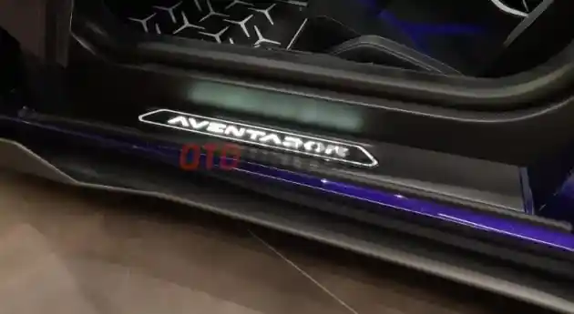 Foto - Lamborghini Aventador SVJ Melantai di Indonesia, Hanya 900 Unit di Dunia