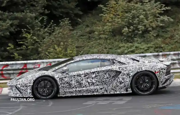 Foto - SPY SHOT: Lamborghini Aventador Facelift 2017