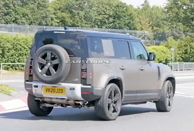 Foto - Lupakan Sejenak Efisiensi, Mari Bersenang-Senang, New Land Rover Defender Punya Versi V8