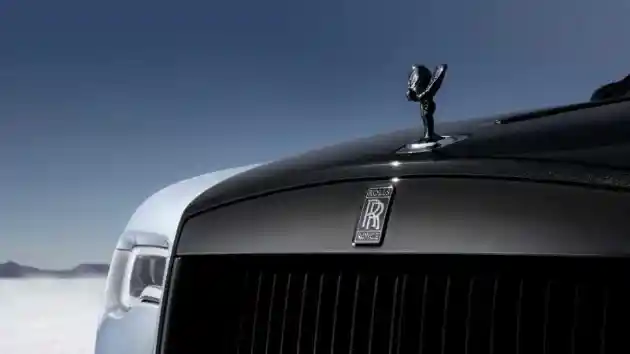 Foto - Simak Kemewahan Rolls-Royce Landspeed, Hanya Dibuat 25 Unit dan Dijual di Indonesia