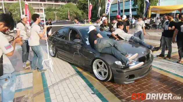 Foto - Begini Keriaan Auto Show Ala Teknik Mesin Trisakti