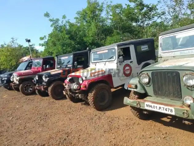 Foto - Sensasi Off-Road Menggunakan Mahindra Thar