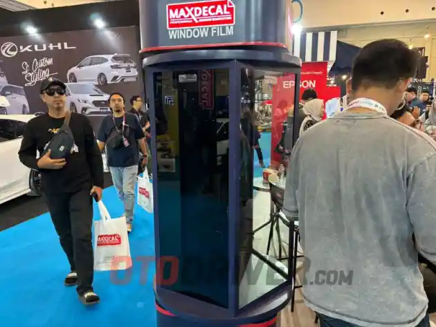 Foto - Maxdecal Luncurkan Produk Kaca Film Baru dan Berikan Giveaway Mobil Cipung