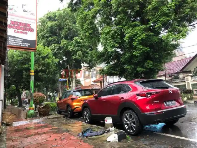 Foto - Restoran Bebek Ternama Hingga Pemandangan Indah Menghiasi Perjalanan Mazda CX-30