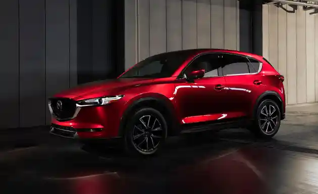 Foto - Begini Detail Mazda CX-5 2017. Berubah Luar Dalam Tapi Mesin Sama