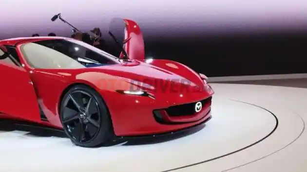 Foto - Mazda Siap Populerkan Lagi Lampu Pop Up Melalui Iconic SP Concept