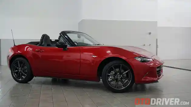 Foto - Mazda MX-5 Versi Soft Top Tak Akan Dijual di Indonesia, Inilah Alasannya