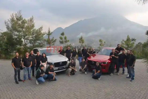 Foto - Inilah Beragam Program Menarik Penjualan Mazda di GIIAS Semarang