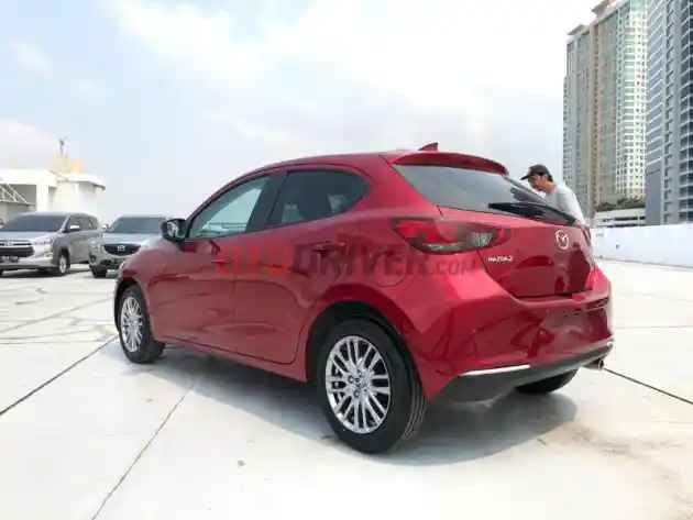 Foto - FIRST DRIVE: Mazda 2 Facelift 2019