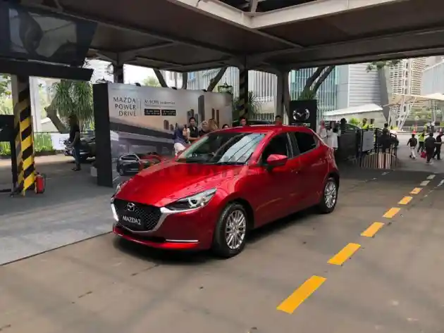 Foto - Ini Dia Spek dan Harga Mazda2 Facelift yang Baru Meluncur