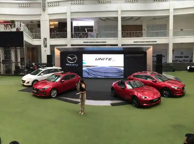 Foto - APM Baru Mazda Mengaku Belum Bisa Penuhi Target Penjualan