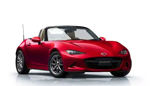 Foto - Mazda MX-5 Versi Terbaru Bakal Gunakan Mesin Lebih Bertenaga