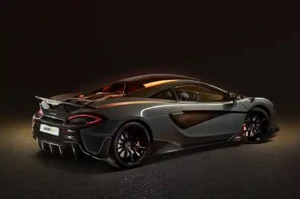 Foto - McLaren Luncurkan 600LT, Simbol Terbaru Sport Series