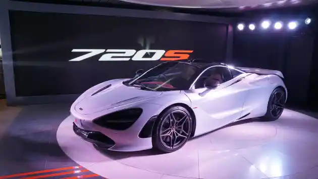 Foto - McLaren 720S Diperkenalkan di Indonesia, Semakin Kencang!