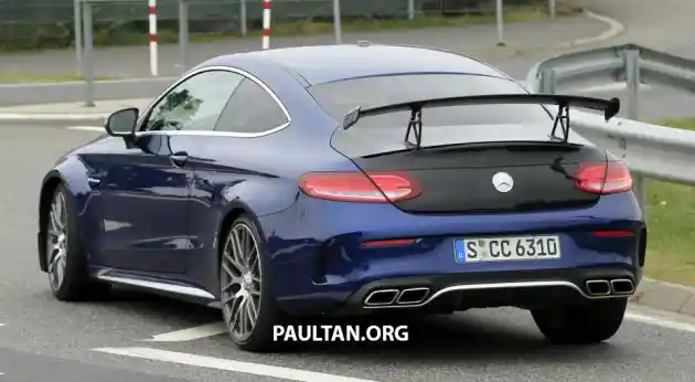 Foto - SPY SHOT: Mercedes-AMG C 63 R