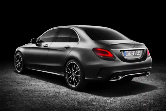 Foto - Mercedes-Benz Dan AMG Racik C-Class Facelift nan Segar