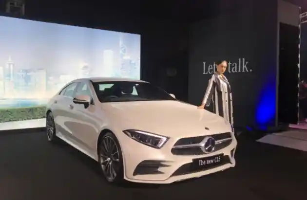 Foto - BMW vs Mercedes-Benz, Mana yang Terlaris di Indonesia?