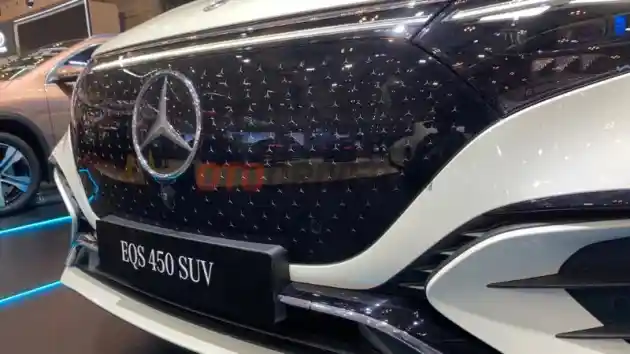Foto - Spesifikasi Mercedes-Benz EQS SUV, Punya Tampang Aerodinamis dan Kaya Fitur