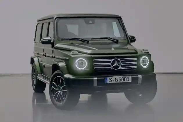 Foto - Mercedes-Benz G-Class G 500 Akan Tanggalkan Mesin V8