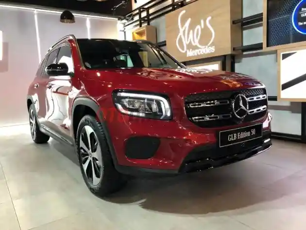 Foto - Daftar Harga MERCEDES-BENZ Terbaru (Februari 2021)