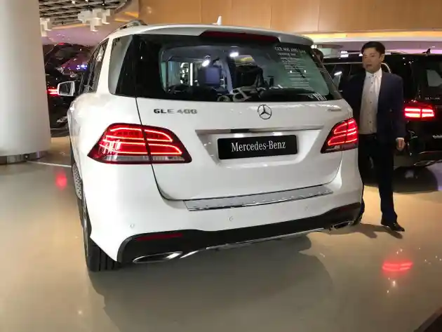 Foto - Mercedes-Benz Ada Masalah Dengan Gaikindo?