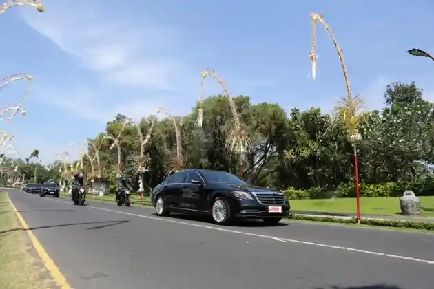 Foto - Puluhan Unit Mercedes-Benz Jadi Armada Sidang Tahunan IMF 2018 di Bali, Apa Alasannya?