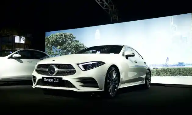 Foto - Mercedes-Benz CLS Generasi Ketiga Meluncur. Berapa Milyar Rupiah?