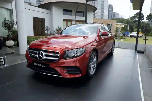 Foto - Daftar Harga MERCEDES-BENZ Terbaru (April 2019)