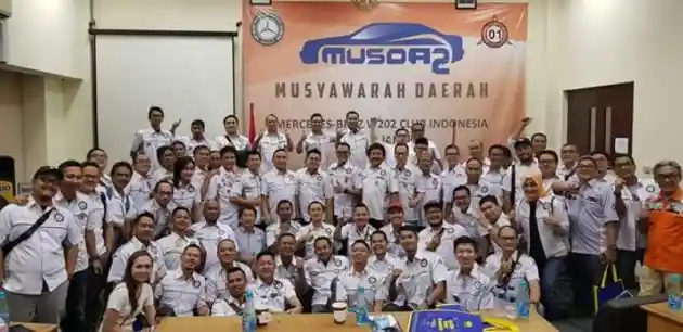 Foto - Mercedes-Benz W202 Club Indonesia region Jakarta Punya Nahkoda Baru