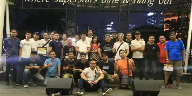 Foto - Mercedes-Benz W202 Club Indonesia Mantapkan Rencana Touring