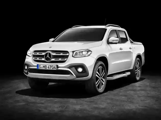 Foto - Mercedes-Benz X-Class Dipastikan Tidak Akan Hadir di Indonesia