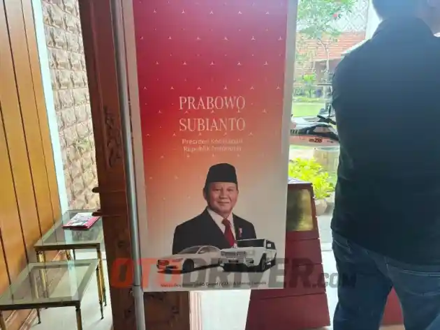 Foto - Melihat Mobil Mercedes-Benz Presiden Indonesia Dari Masa ke Masa