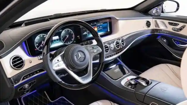 Foto - Mercedes-Maybach Night Series Resmi Diluncurkan, Ini Bedanya