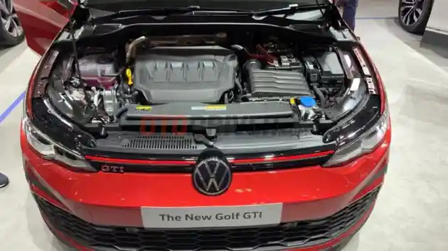 Foto - Melantai Di GIIAS, Intip Spesifikasi Lengkap VW Golf GTI Mk8