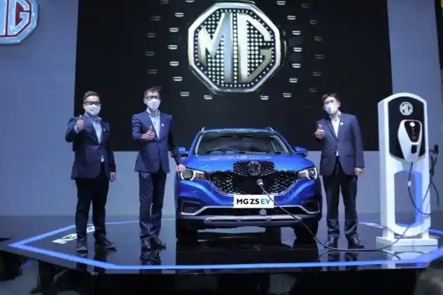 Foto - Intip Spesifikasi MG ZS EV, SUV Listrik Perdana Dari Morris Garages