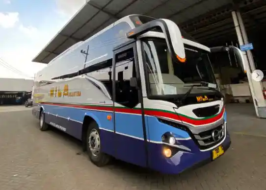 Foto - Obat Rindu, Bus Mila Sejahtera Bangkit Pakai Livery Legendaris