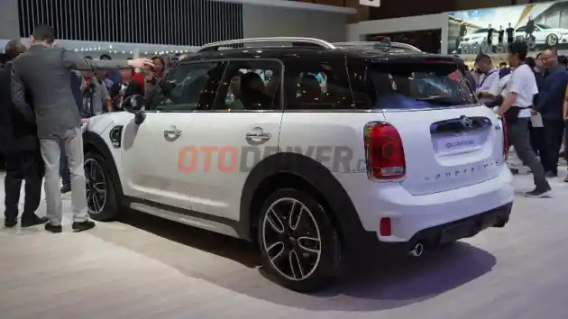 Foto - Inilah Spek Lengkap MINI Countryman Rakitan Sunter. Berlimpah Fitur!