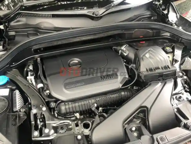 Foto - MINI Clubman dan Countryman Versi Powerful Dijual, RP 1,1 Miliar