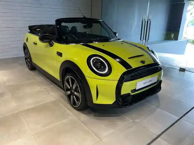 Foto - GALERI: MINI Facelift 2021 (16 FOTO)